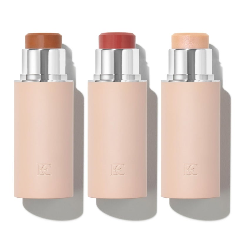 مجموعة EarthsCure Glow Trio المكونة من 3 قطع تحتوي على برونزر، بلاشر، وهايلايتر، عصي كريمية قابلة للبناء لمظهر مشرق وطبيعي وشاب